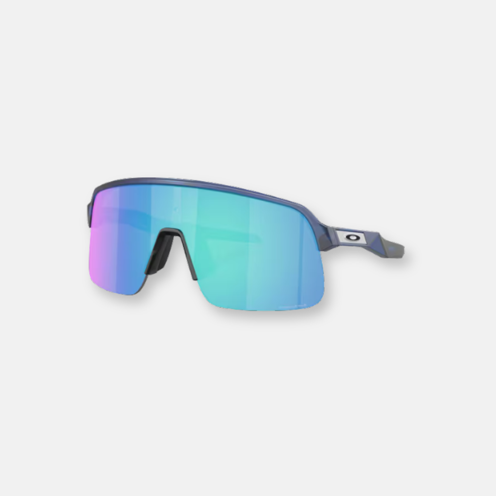 Oakley Sutro Lite S OO9496 03 34 Matte Transparent Blue con lente Prizm Sapphire